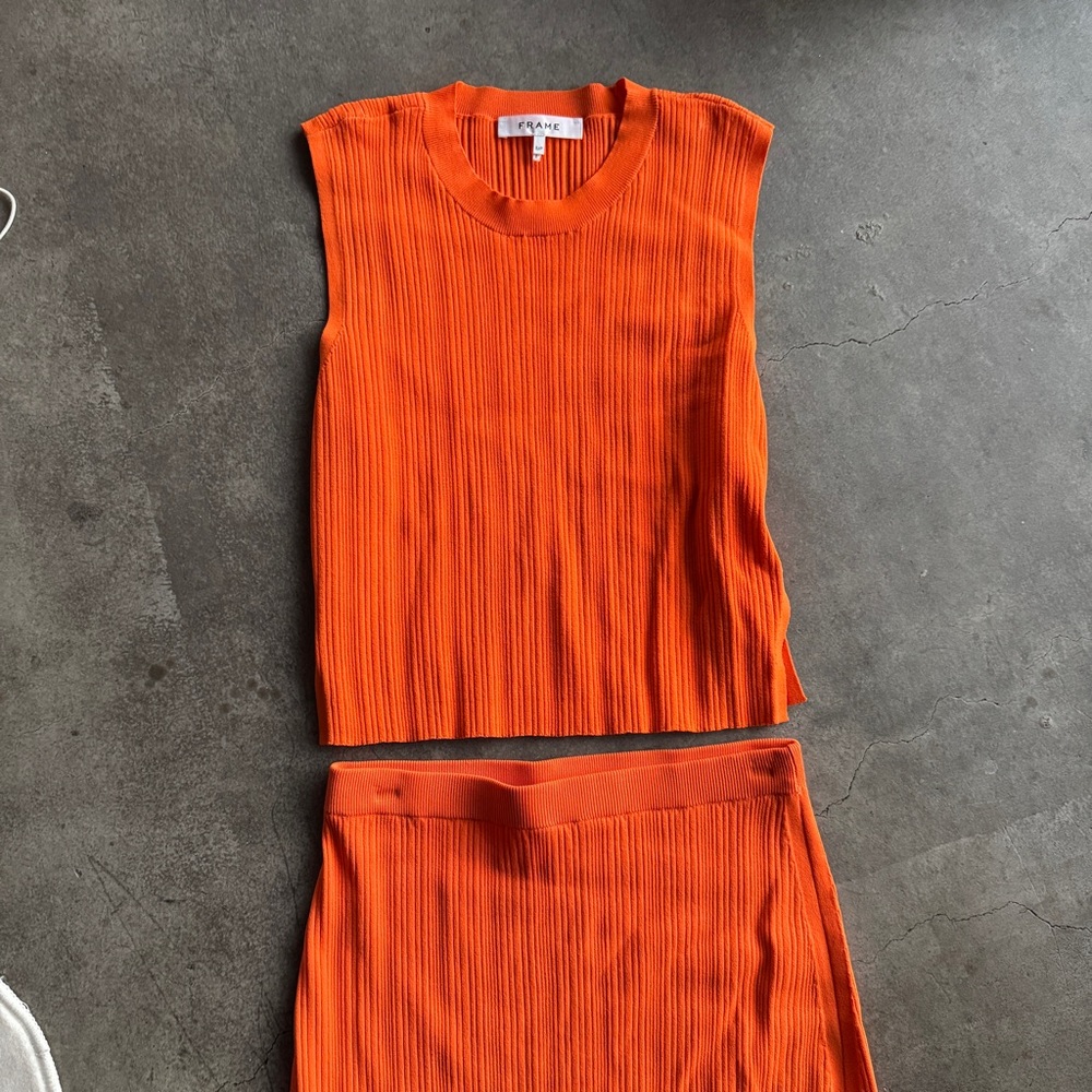 Frame Rib Skirt Set - Picture 5 of 5